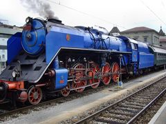 Lok 498 022