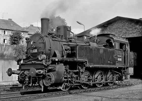 Lok 92 638 in Ilmenau im September 1975