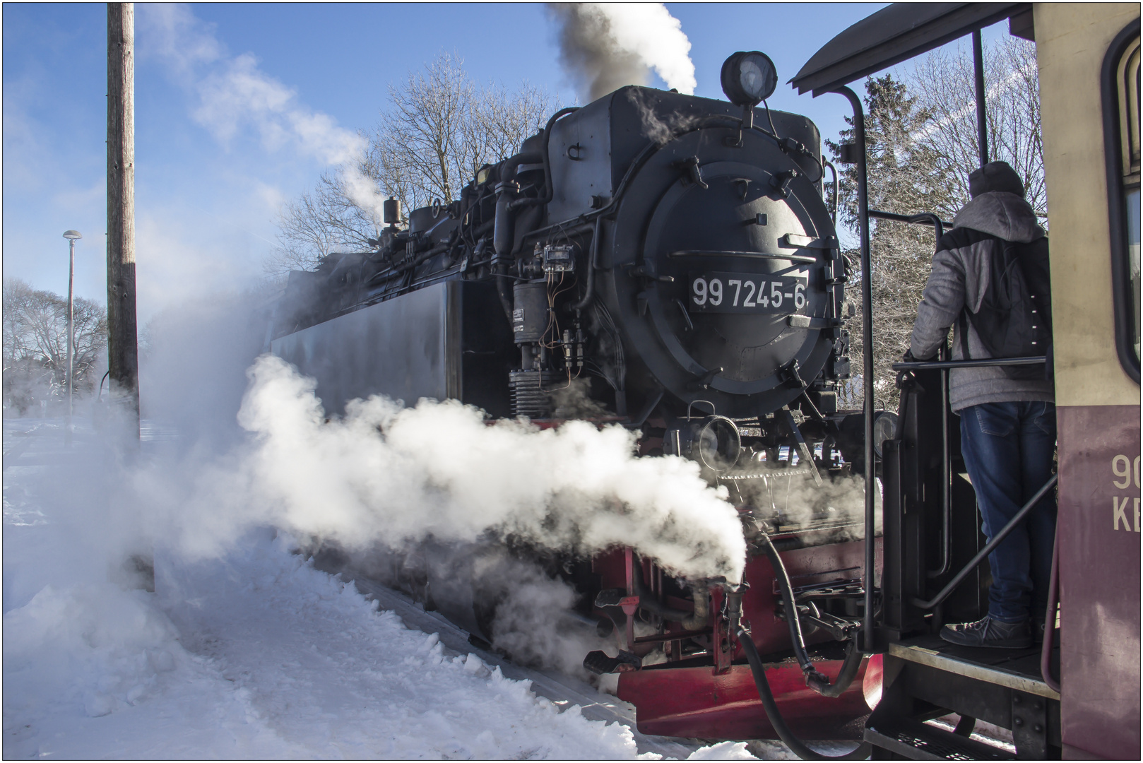 Lok 99 72456 mit Zug 8920 (21.01.2017) 3 Foto & Bild winter