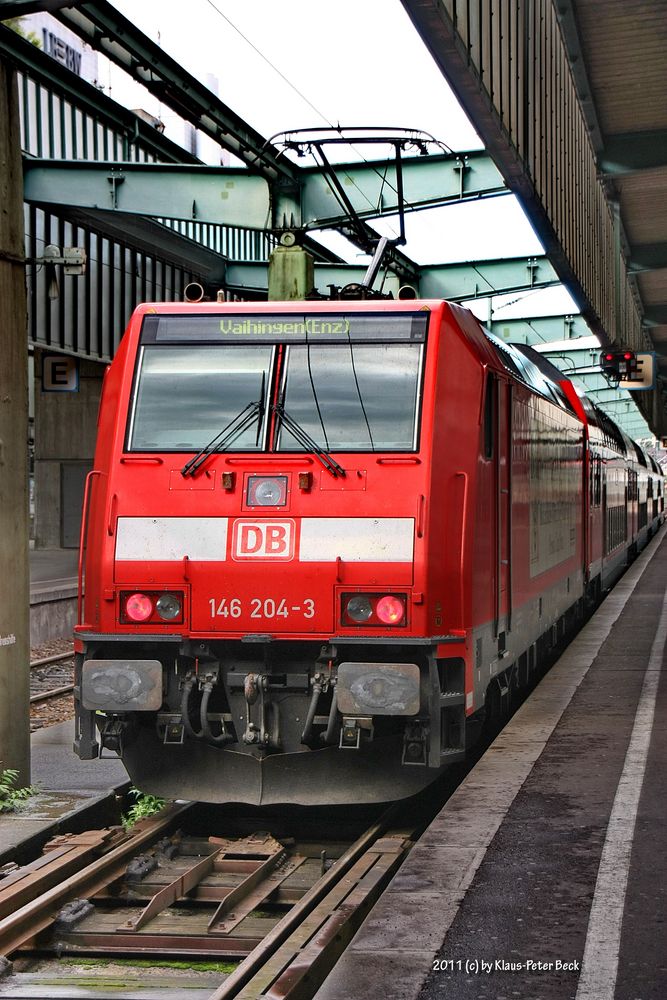 Lok der Baureihe 146 im Stuttgarter Hbf