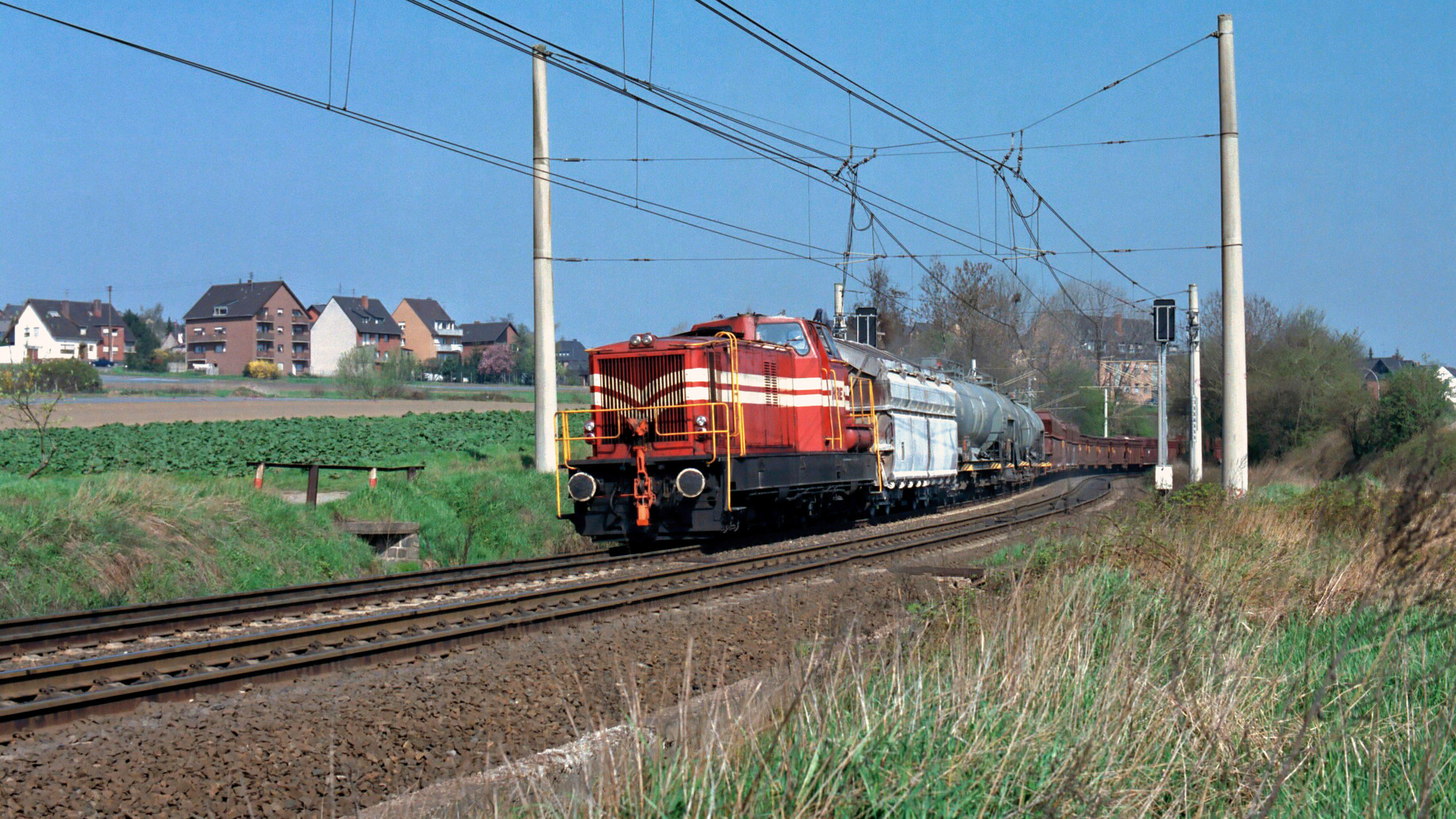 Lok V 33 der KBE auf der Vorgebirgsbahn