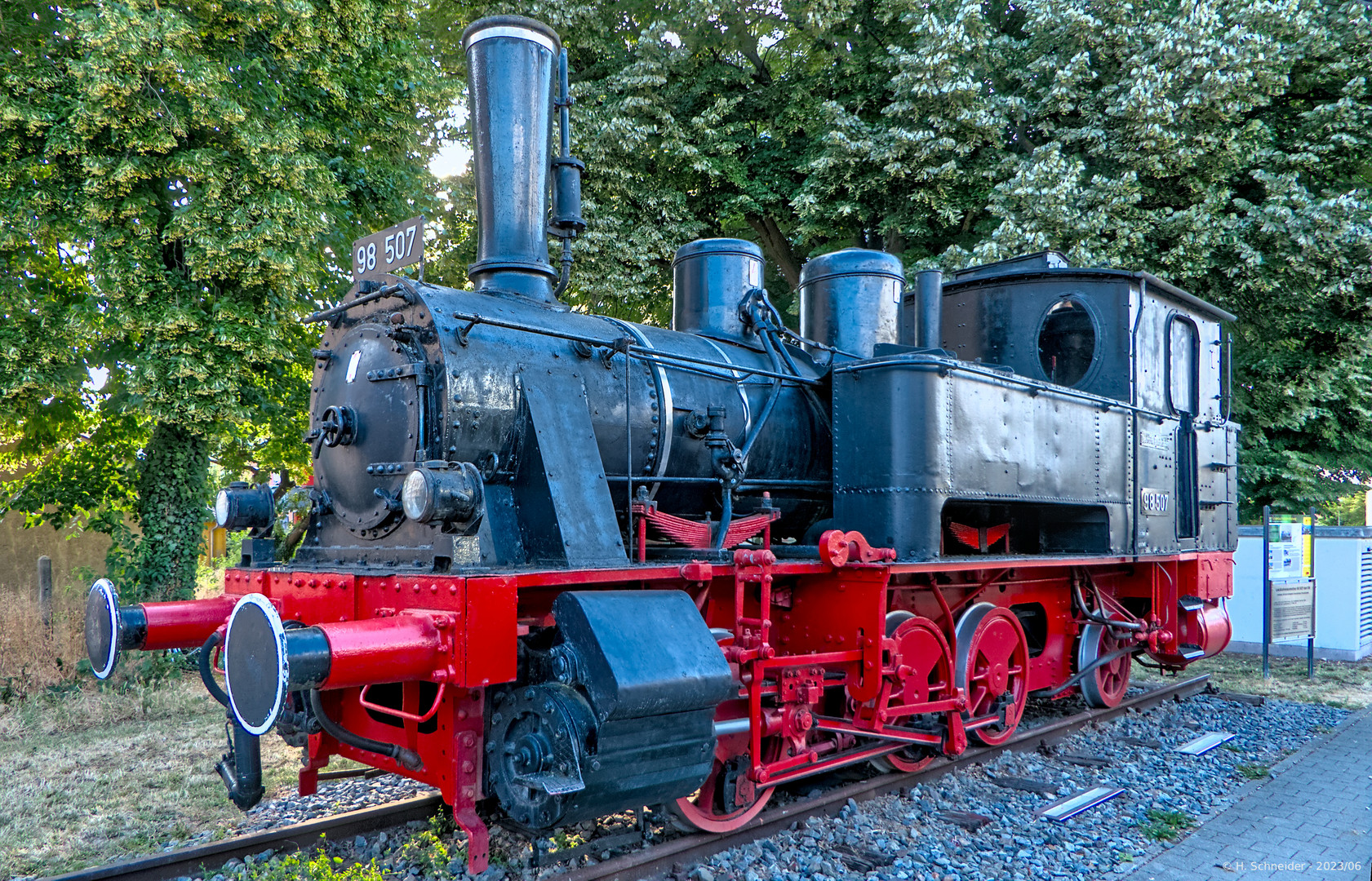 Lokalbahnlok-Denkmal