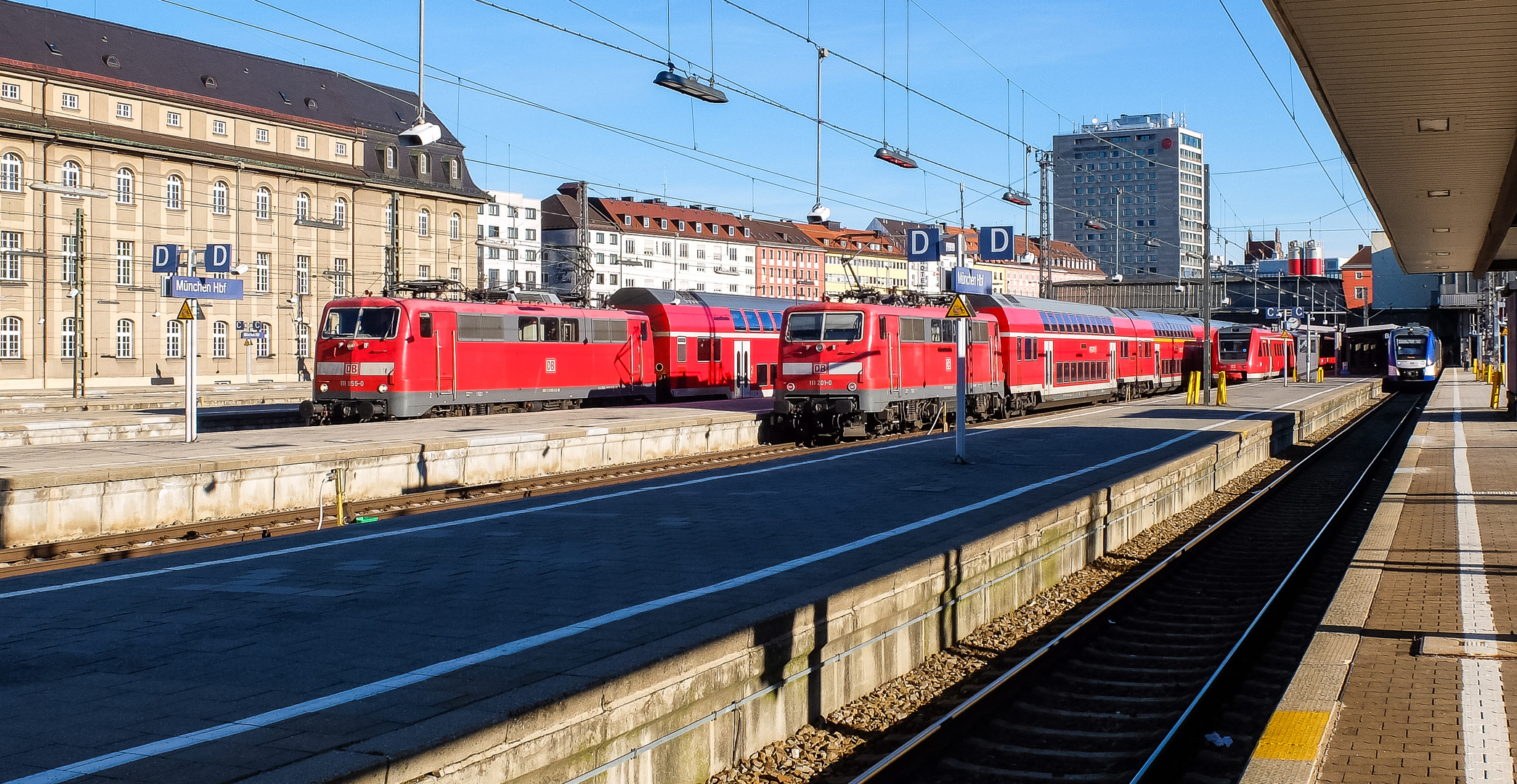 Lokbespannt im Vordergrund