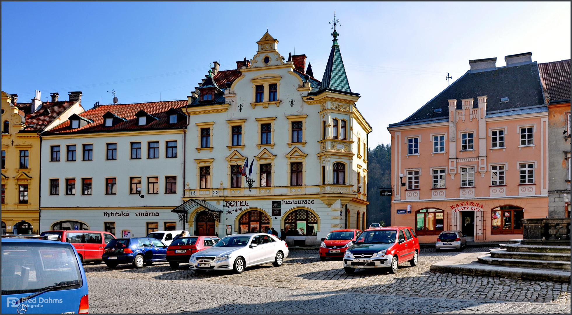 Tschechien ist als reiseziel beliebt. Tschechien : Loket, Tschechien Foto & Bild | europe, czech republic ...