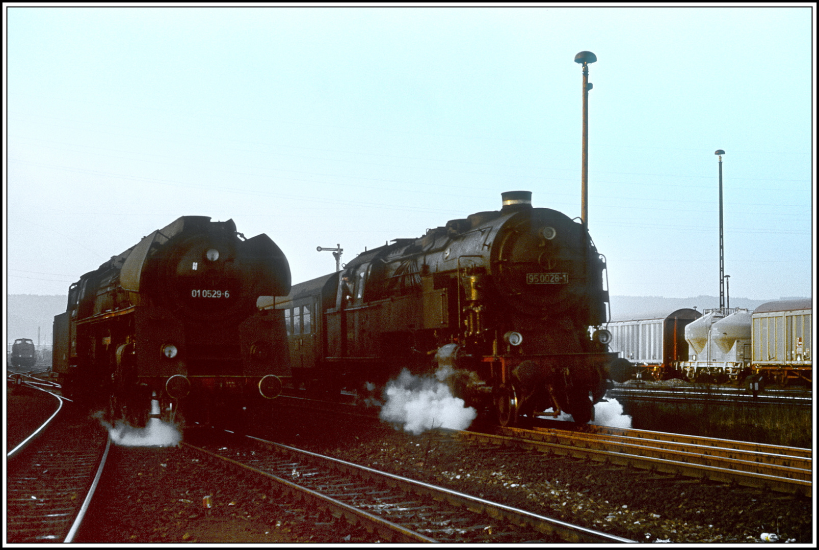 Lokwechsel in Saalfeld von 01 auf 95 beim E 805 (2)