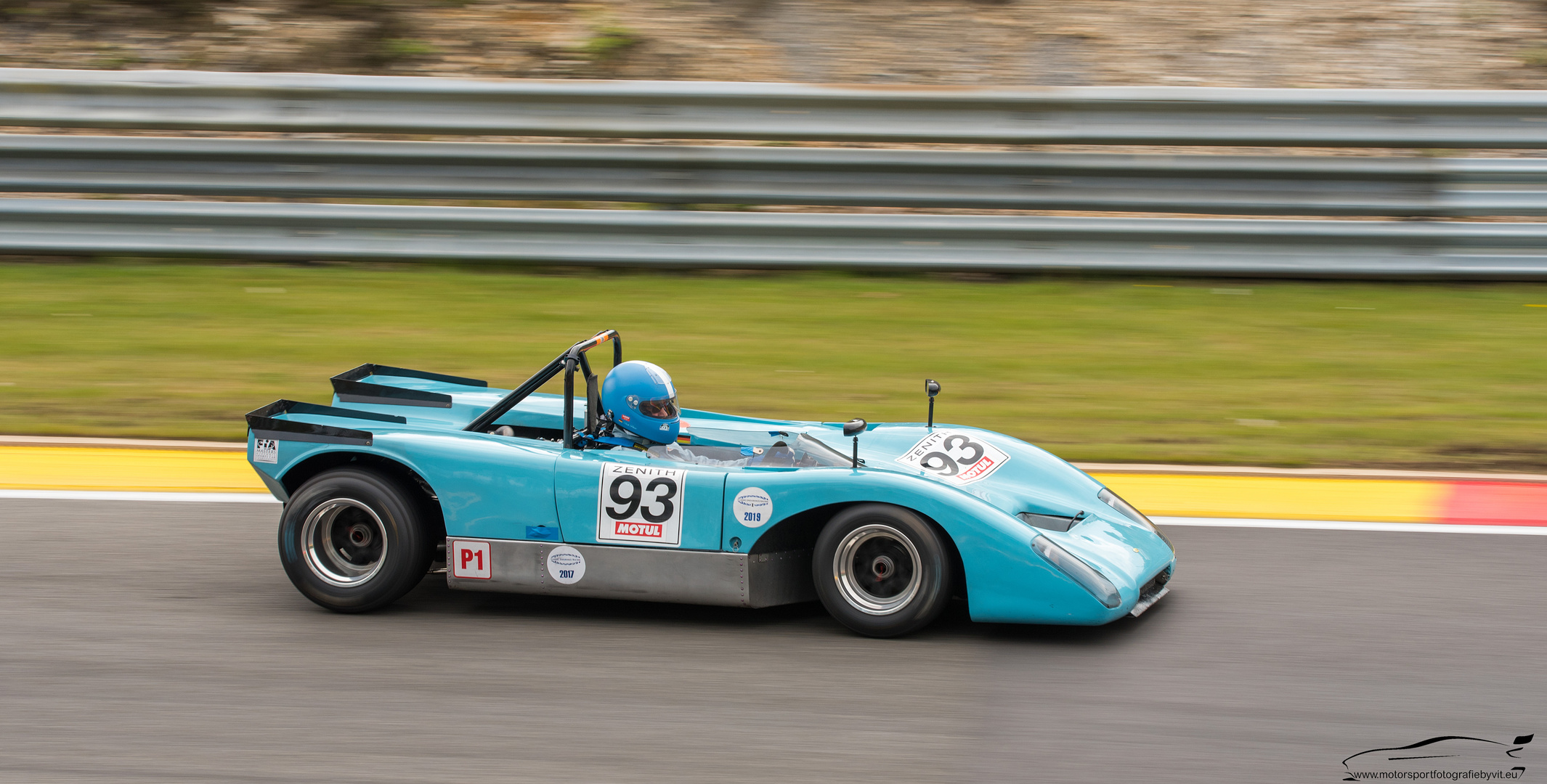 Lola T 210 FVC 