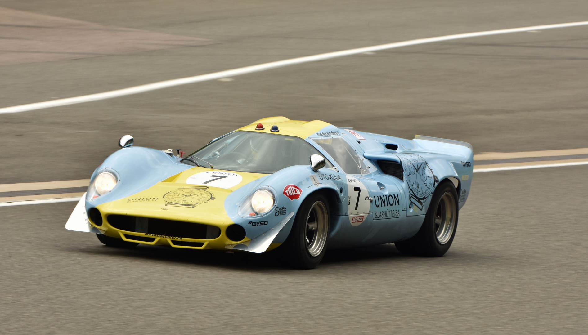 Lola T70 MkIII