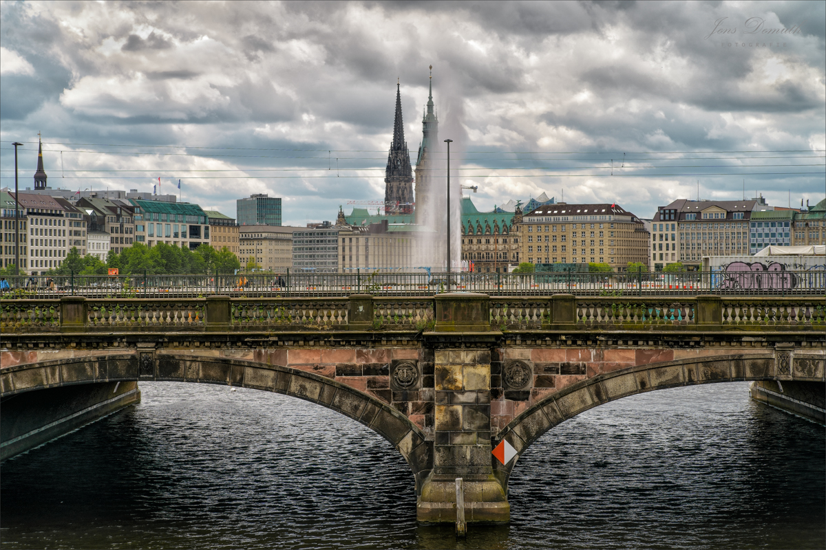 Lombardsbrücke ()