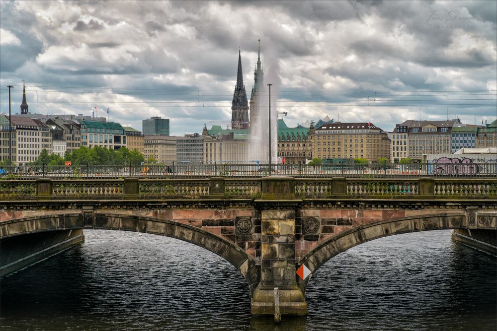 Lombardsbrücke ()