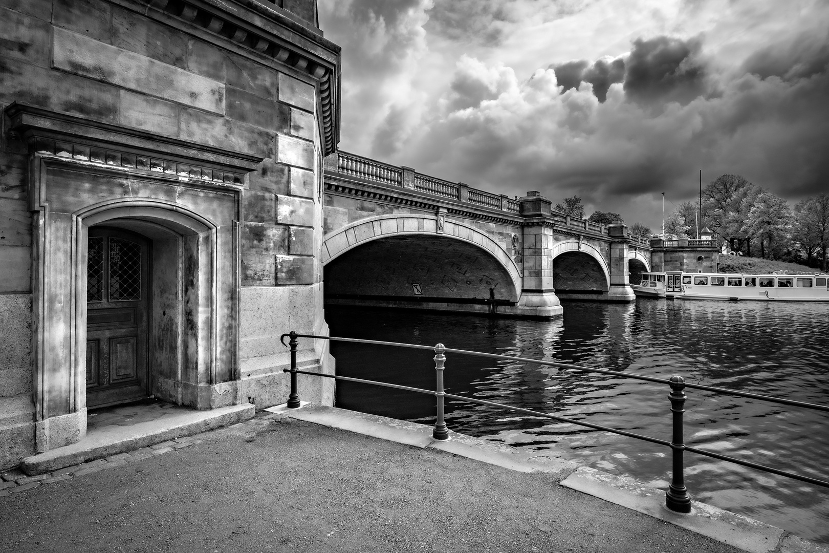 Lombardsbrücke 