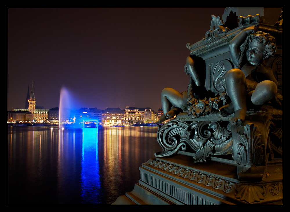 Lombardsbrücke -> Alster -> Blue Goal