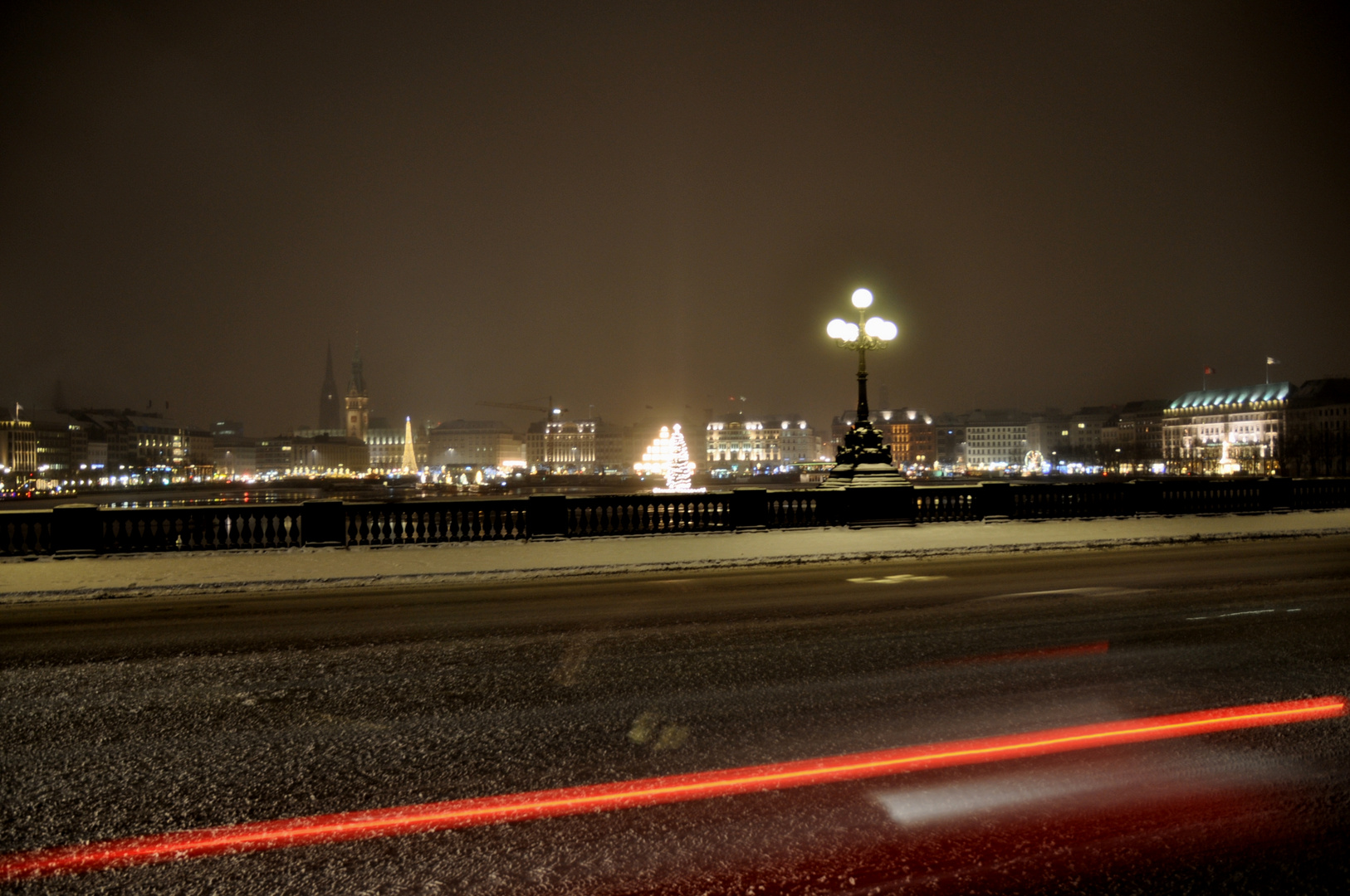 Lombardsbrücke in Hamburg