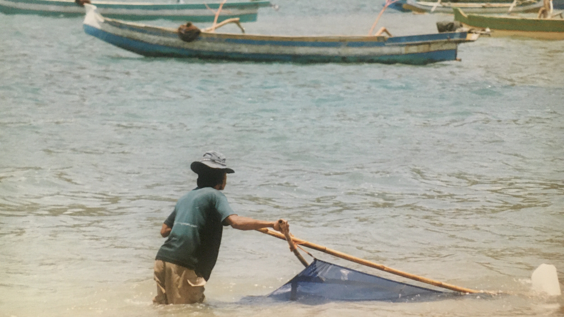 Lombok (1996), Meerespflügen