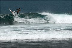 Lombok Surfing