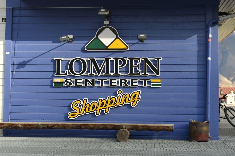 Lompen,    Longyearbyen .        DSC_6037