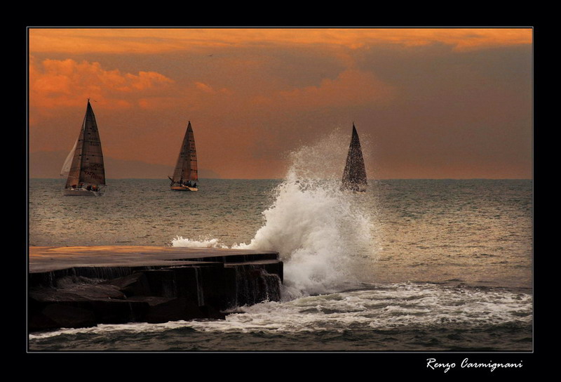 L'onda al Tramonto