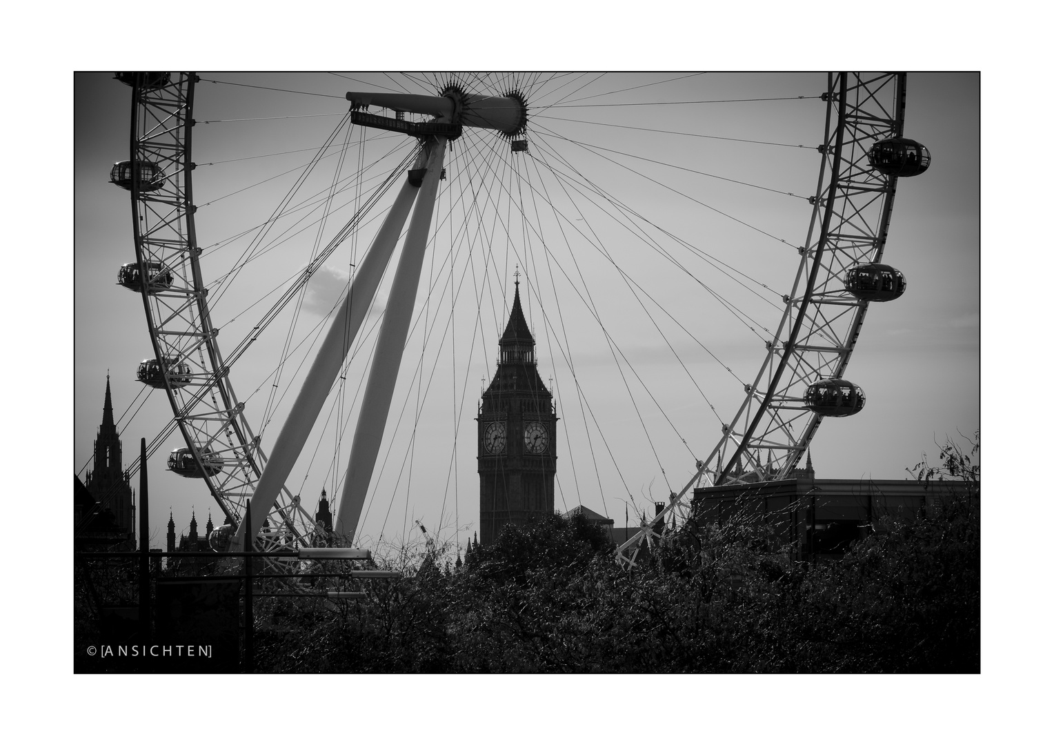 London 011 - BIG BEN in the EYE