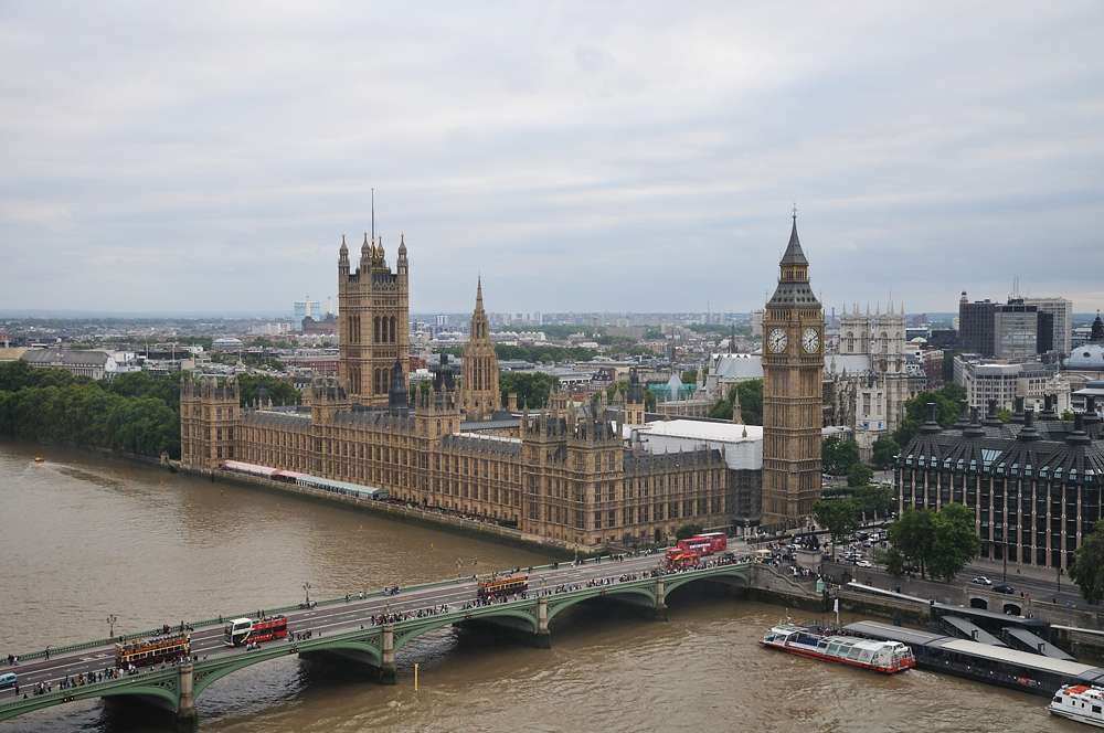 London 05 - Houses of Parliament