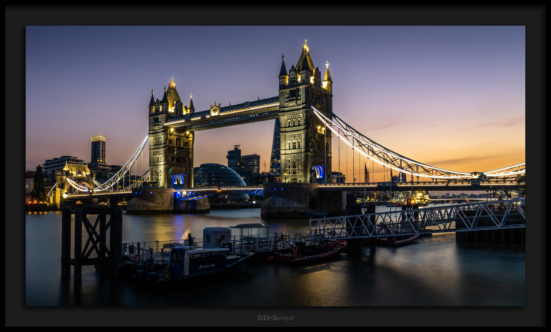 LONDON #1  -Tower Bridge- 