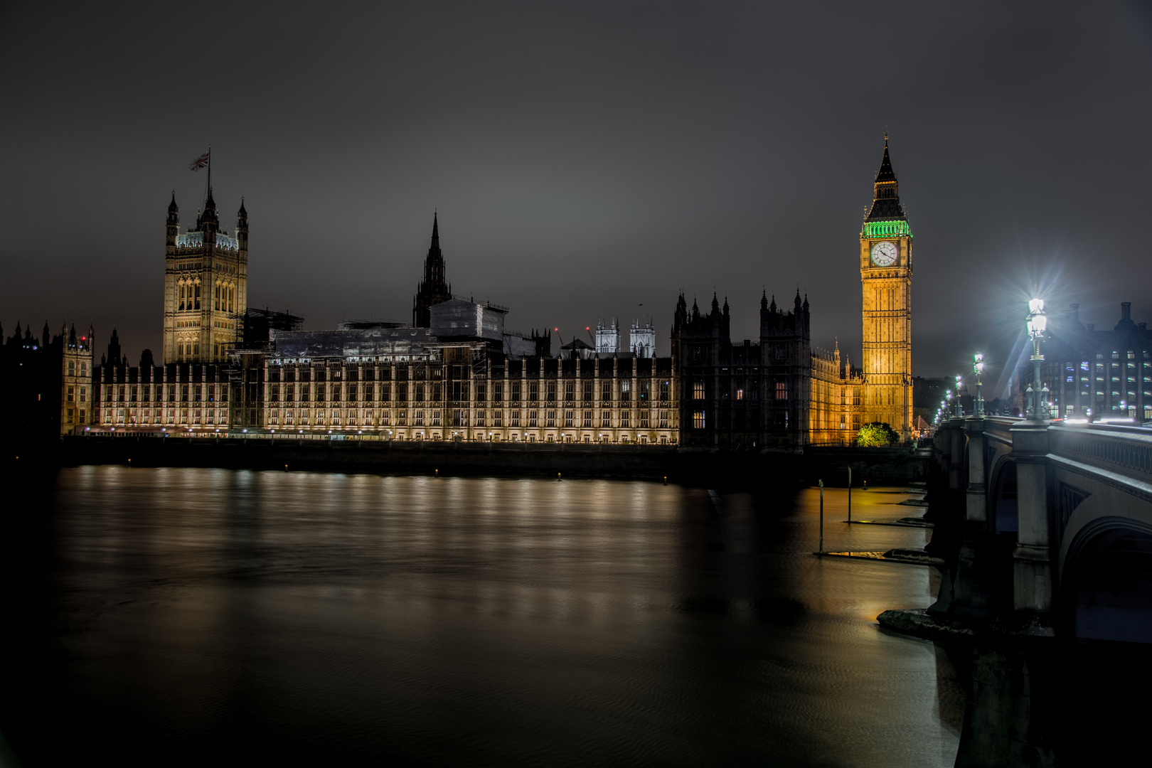 London 352-HDR