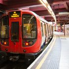 London - Baker Street Tube Station - Metropolitan Line - 01