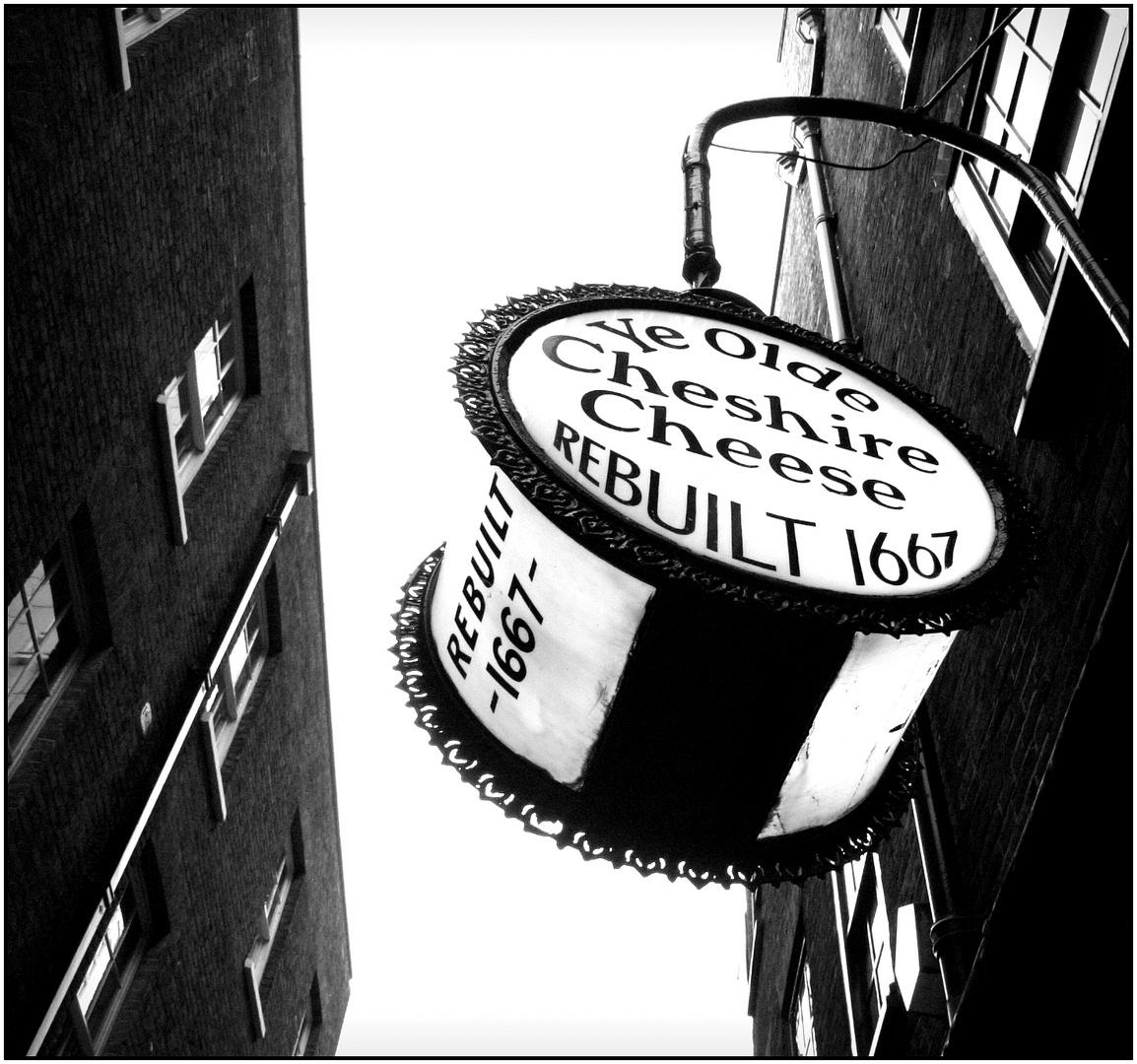 LONDON BC (Before Corona) - 78 - Ye Olde Cheshire Cheese - Fleet Street Pub