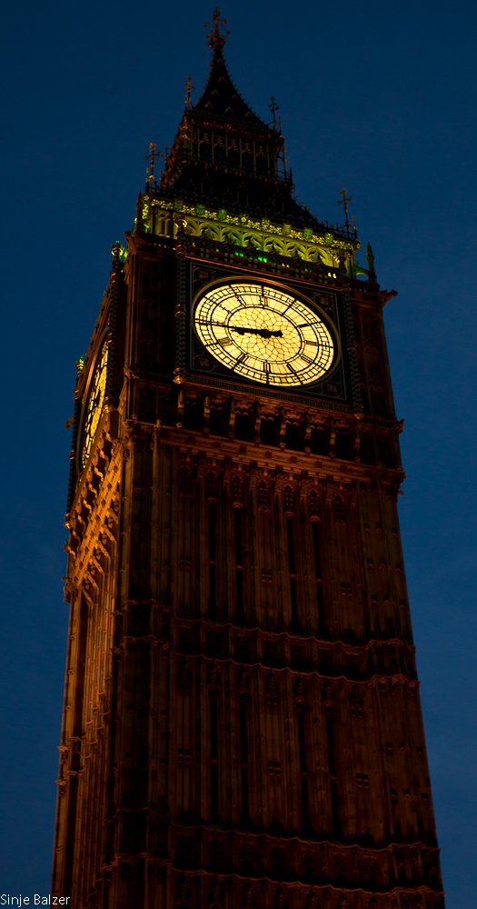 London - big ben clock tower