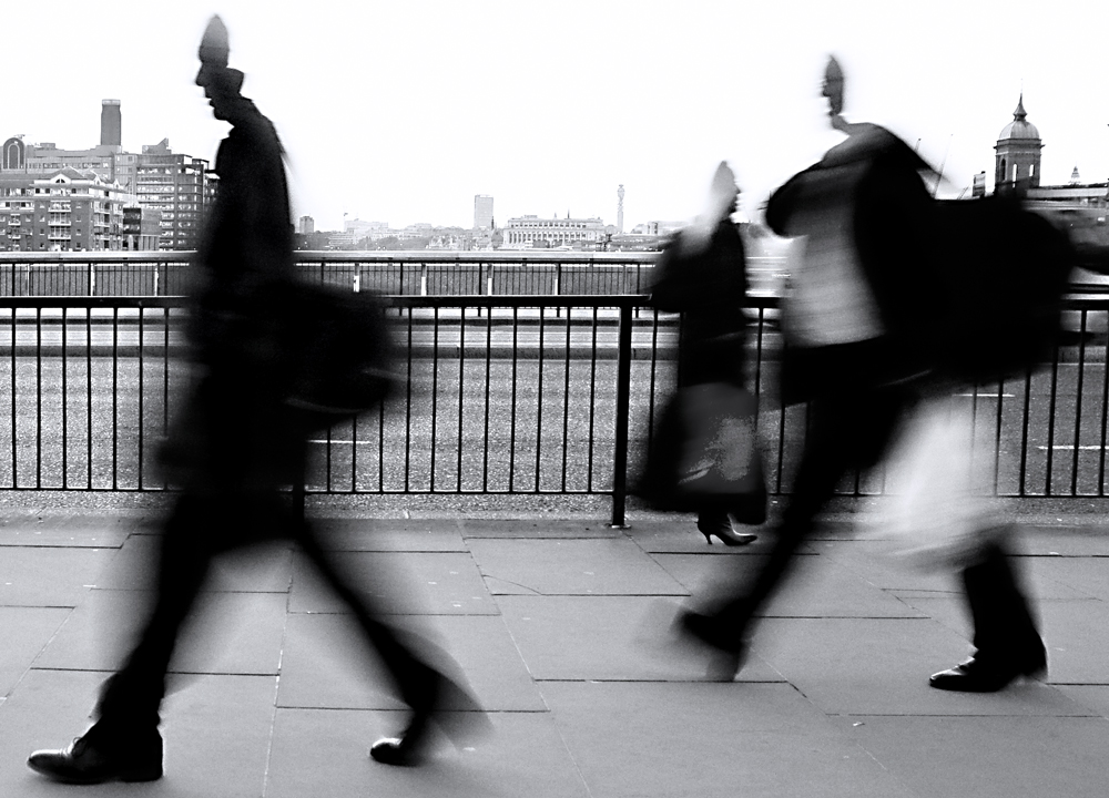 London Bridge Commuters Bodysnatched