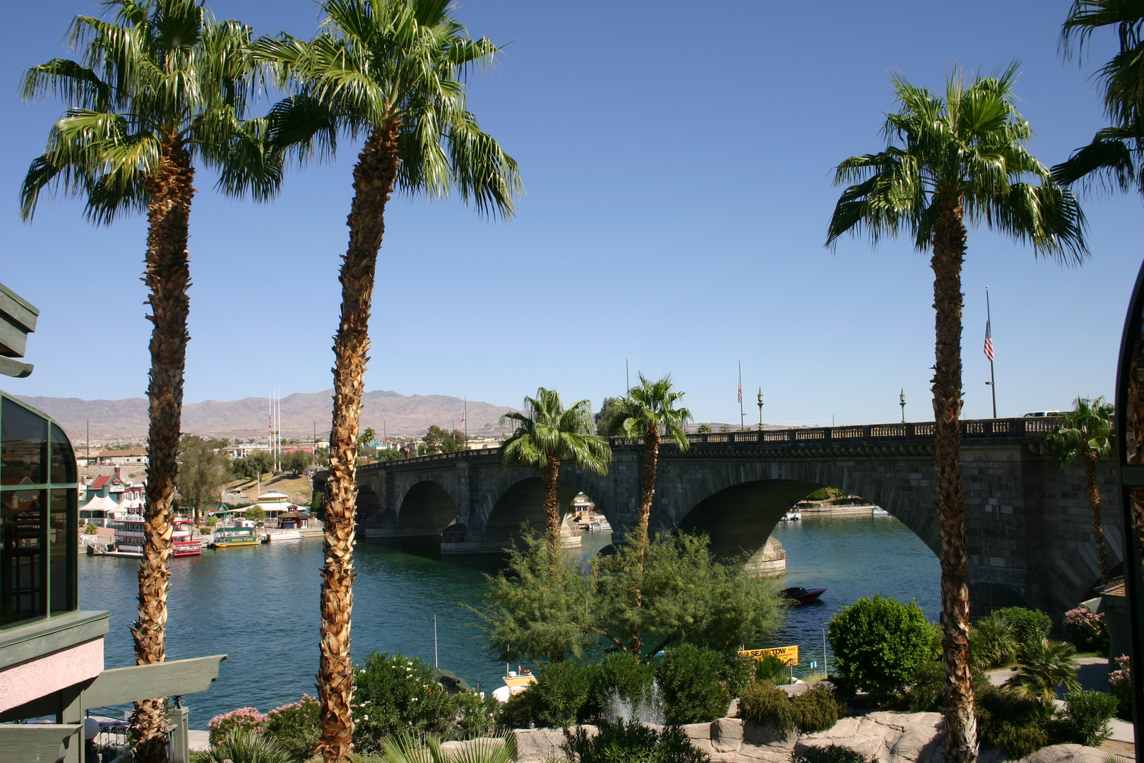 London Bridge Lake Havasu City