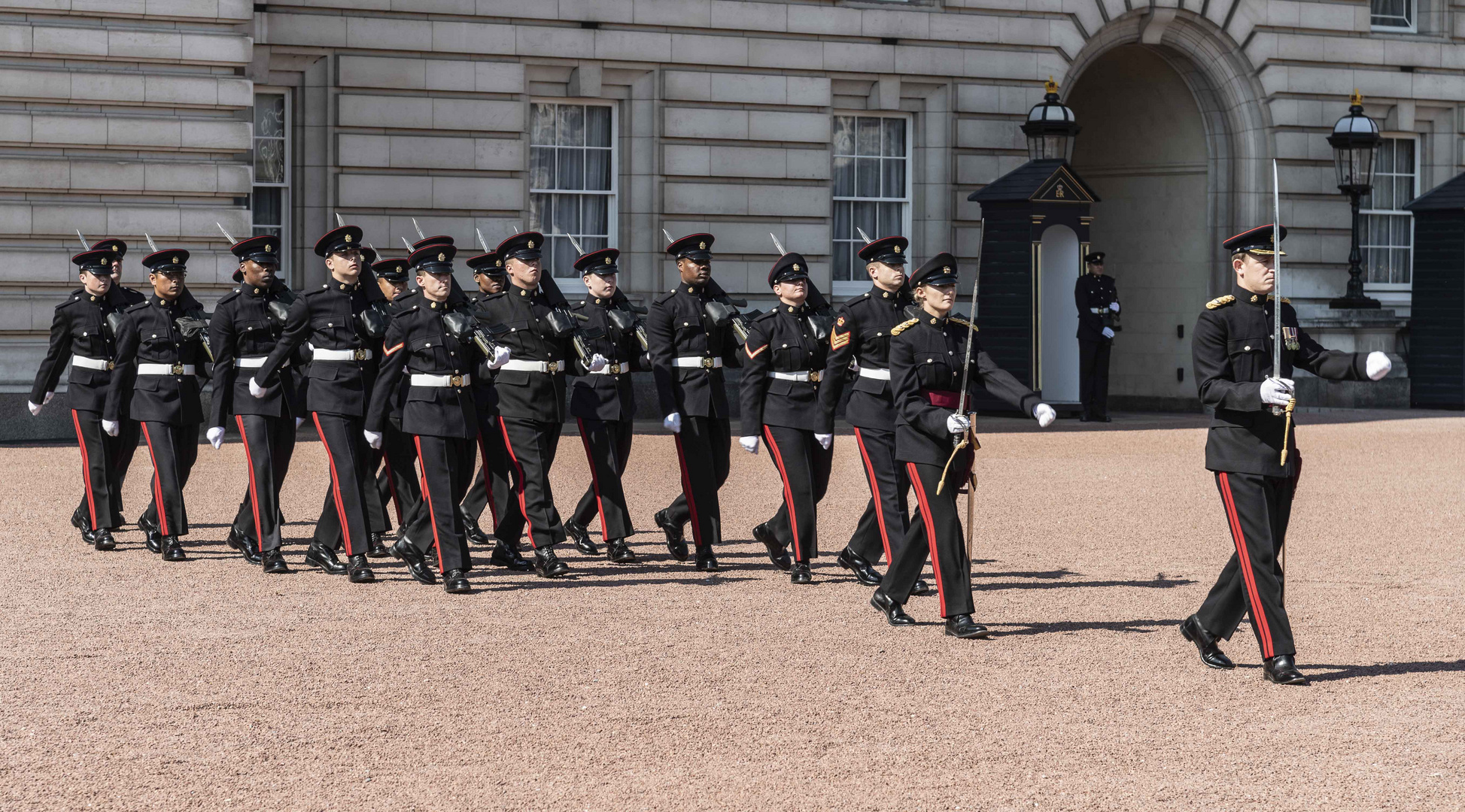 London, Buckingham Palace, Changing the Guard II