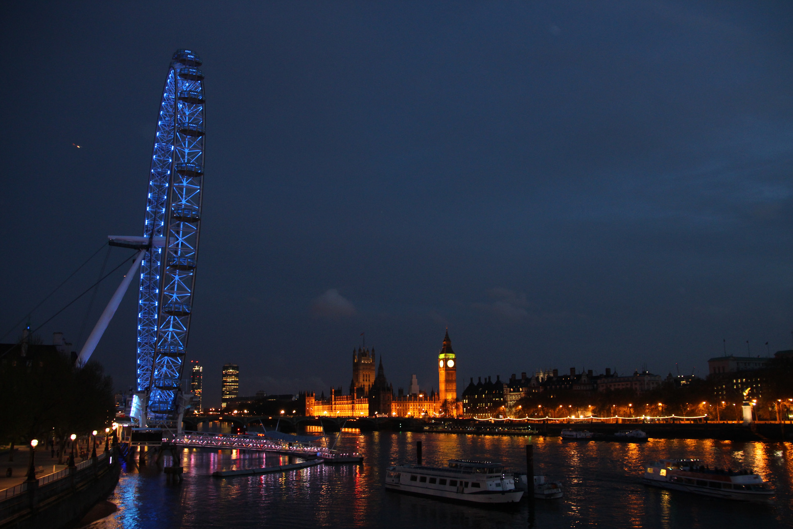 London by night 1