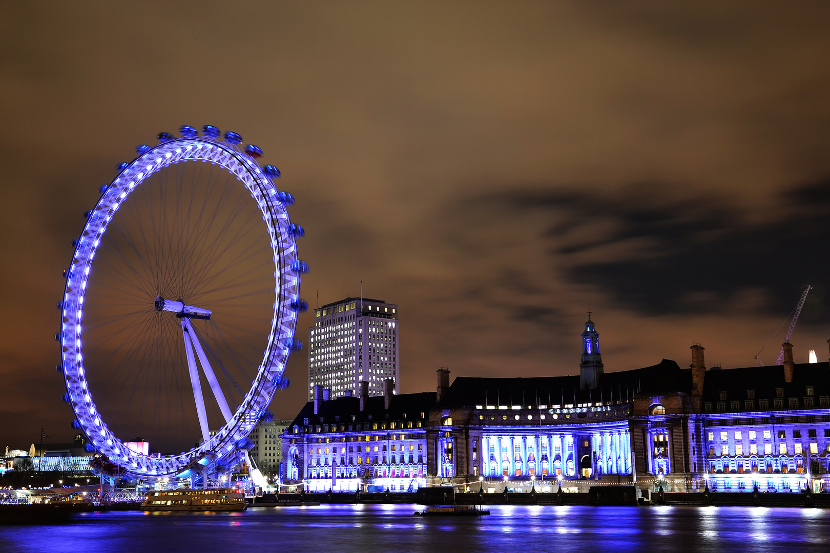 London by night