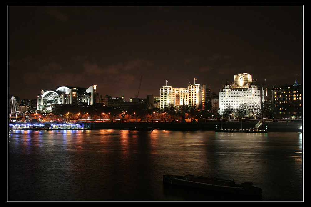 London by night III