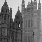 - London Calling / House of Parliament -