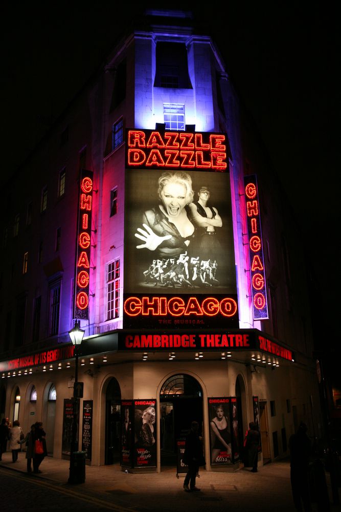 London Cambridge Theatre Razzle Dazzle Chicago Musical Foto & Bild