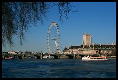 London Eye....