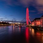 London eye at night