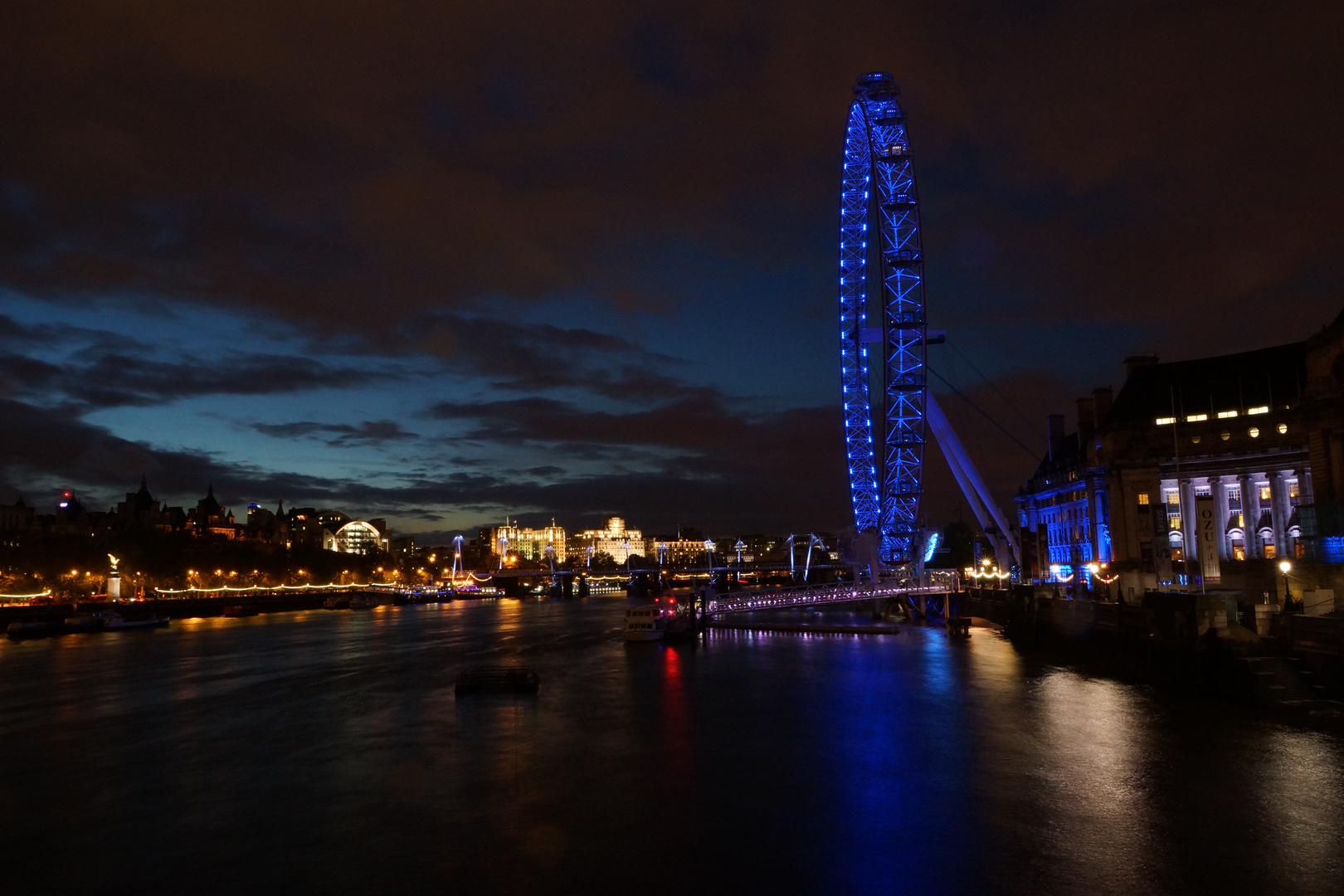 London Eye bei Nacht