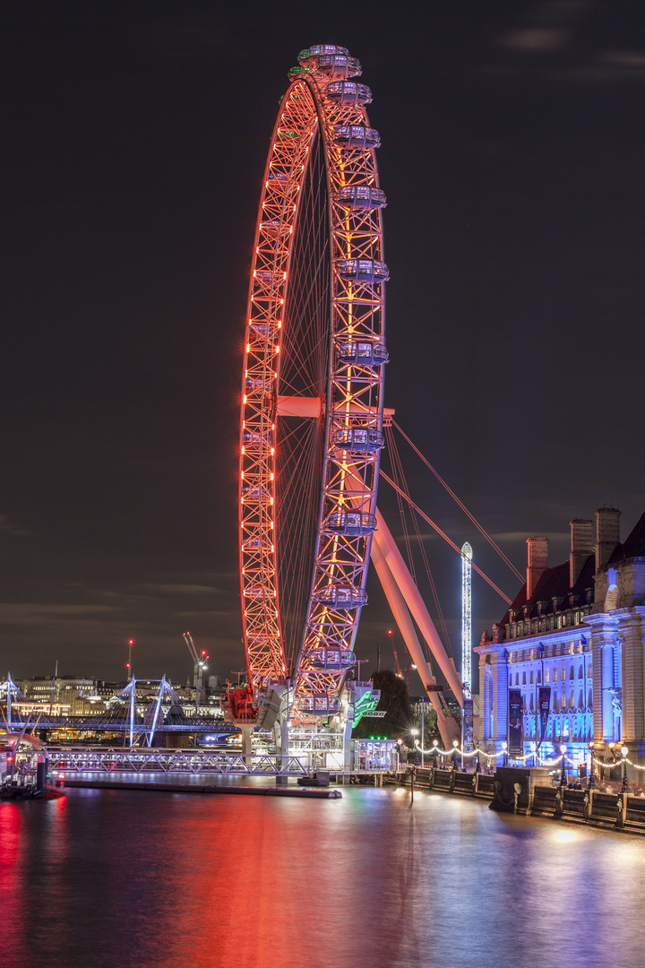 London Eye bei Nacht