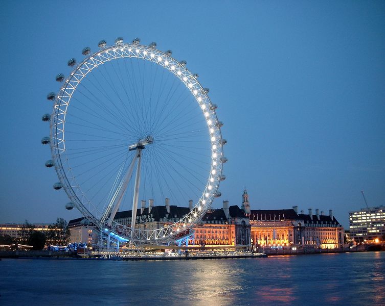 London-Eye beim Dunkelwerden