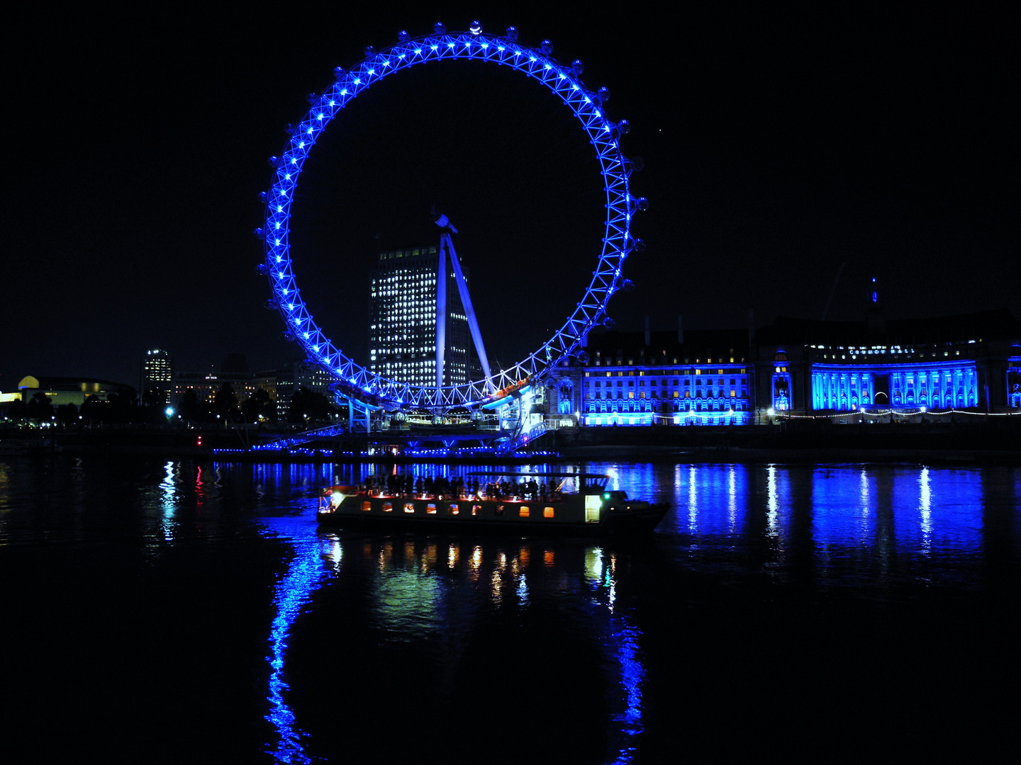 LONDON EYE BY NIGHT