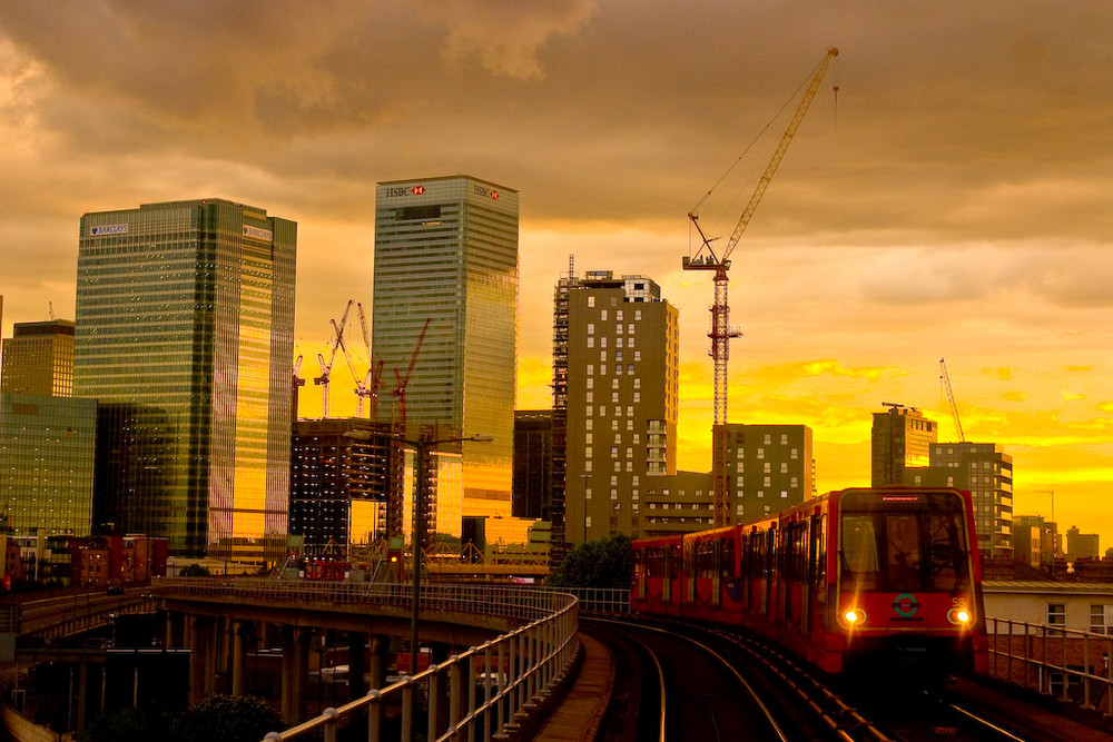 London - From City Airport to Canary Warf