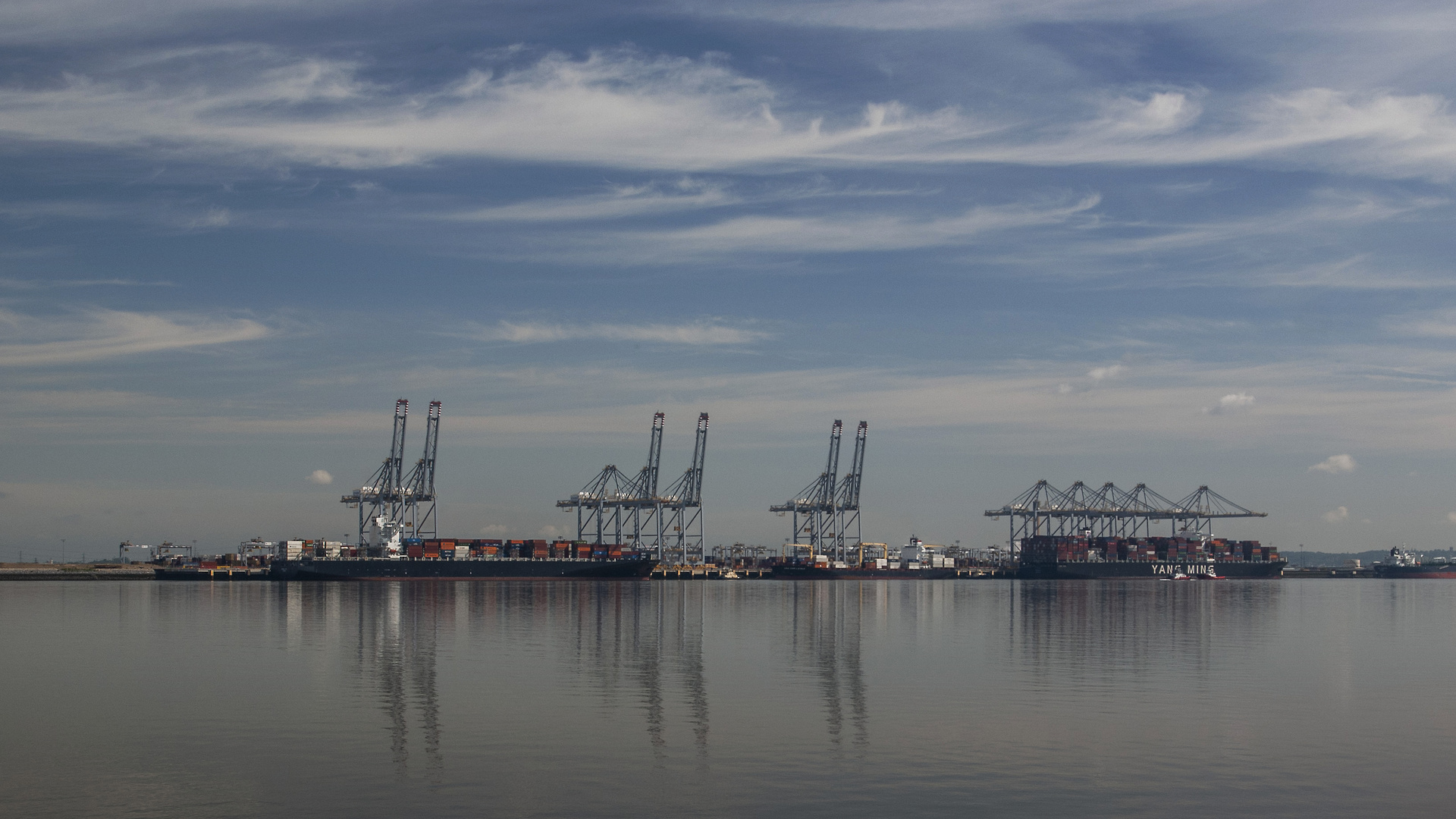 London Gateway, early summer morning.  Waiting for a ship.