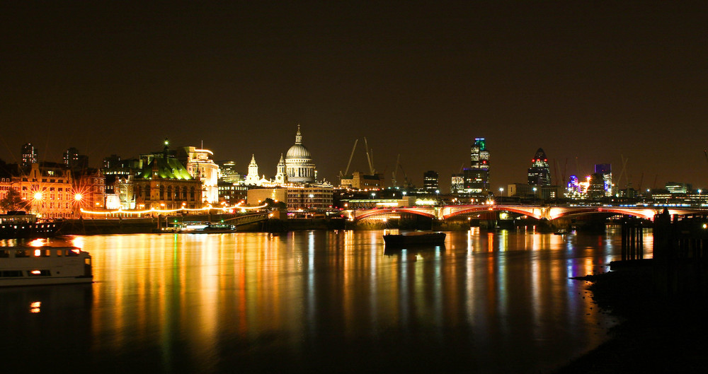 London, golden City