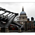 London: Millenium Bridge