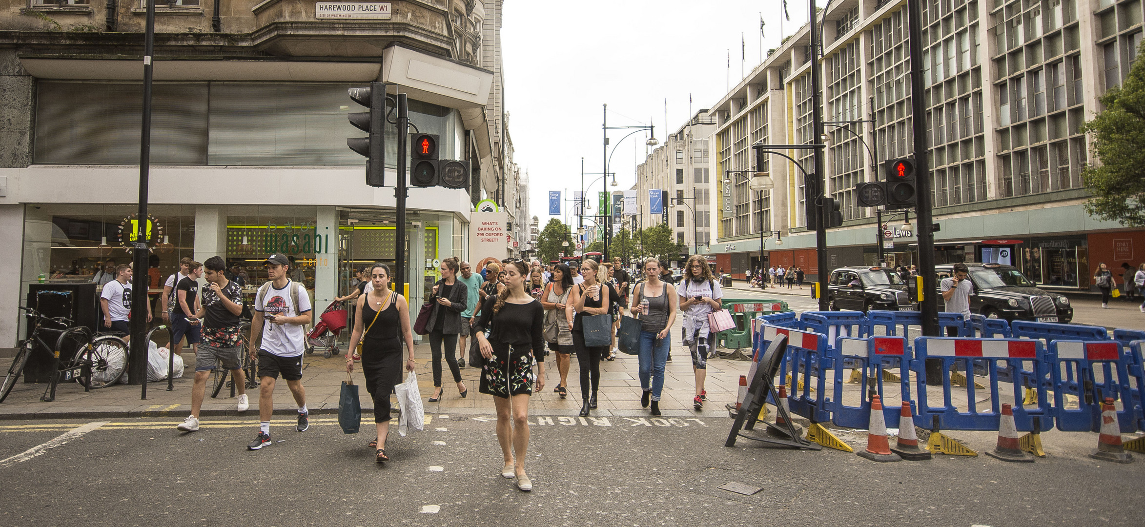 London - Oxford Street - 01