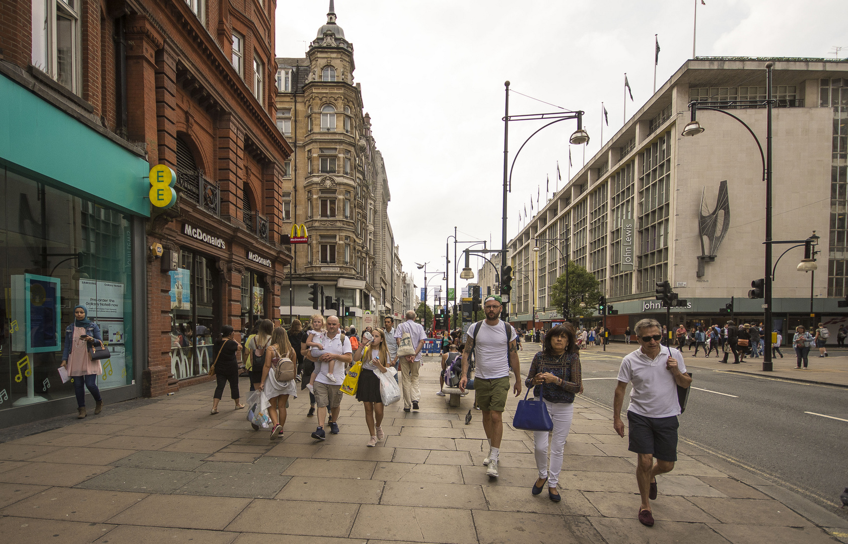 London - Oxford Street - 01