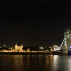 London Panorama mit Tower Bridge bei Nacht