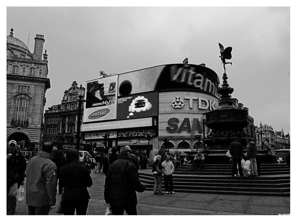 London - Piccadilly Circus