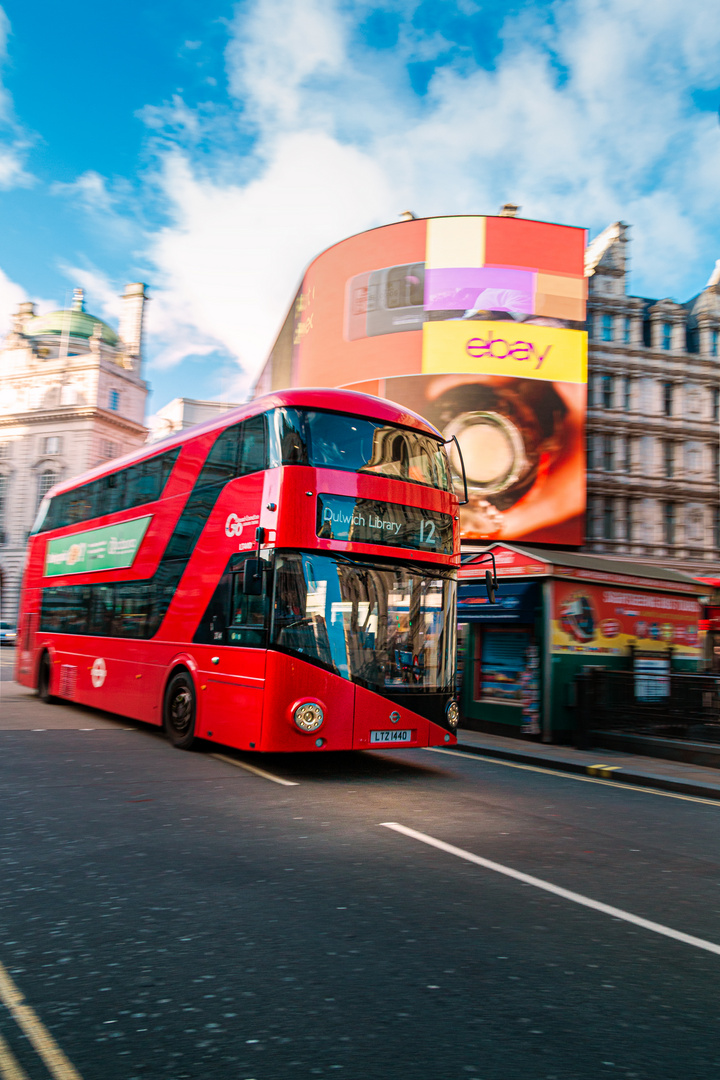 London  Piccadilly Circus